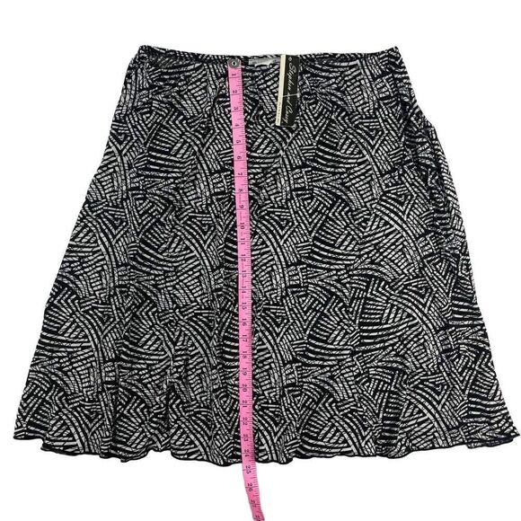 Stephen and Casey Black White Abstract Print Stretch Skirt Women’s Size 2X - Picture 2 of 5